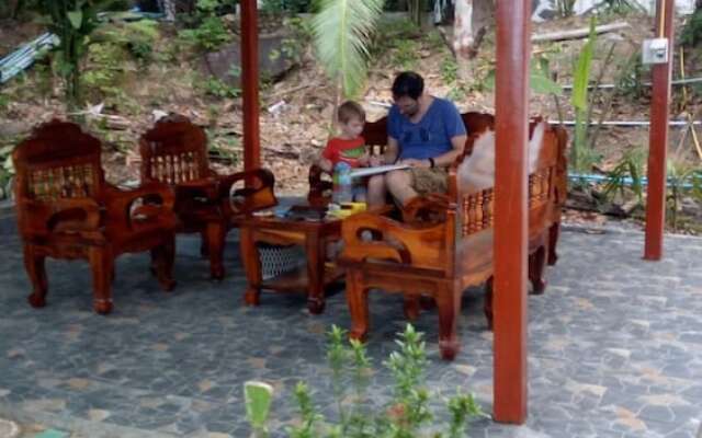 Comon Bungalow - Hostel