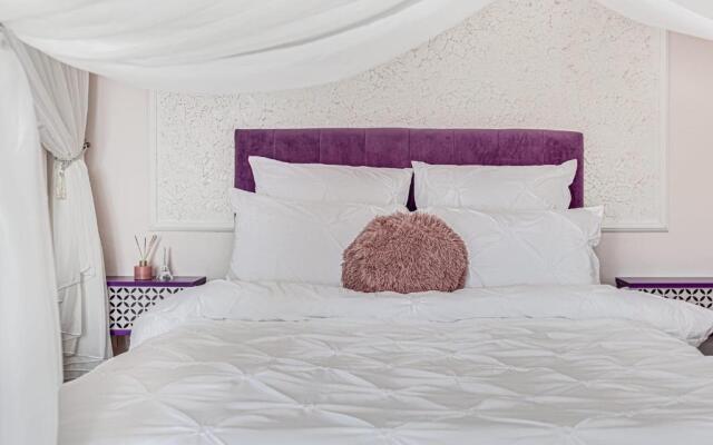 ARI Purple Studio