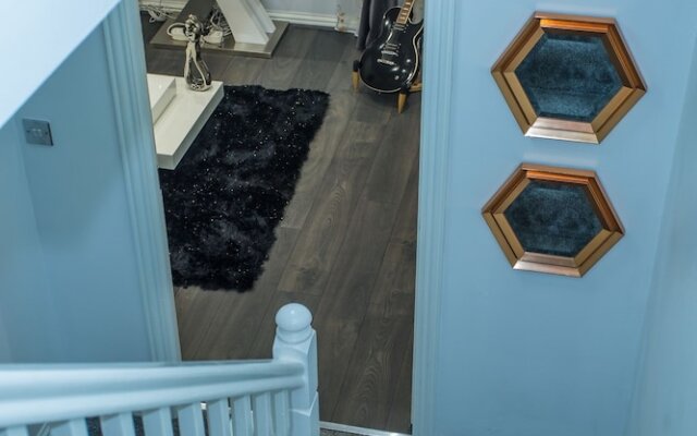 Phamphy Luxury Home