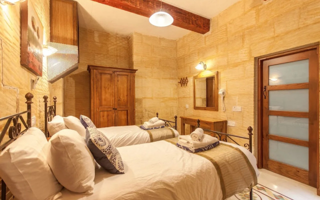 Gozitan Farmhouse with Pool - PP 3