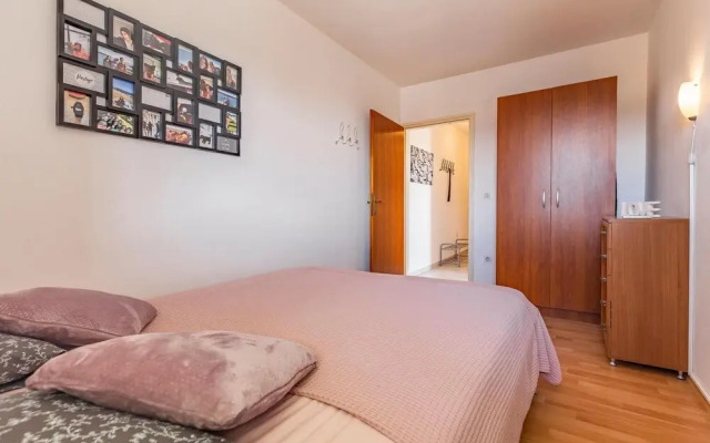 Nice Apartment in Rabac With 2 Bedrooms and Wifi