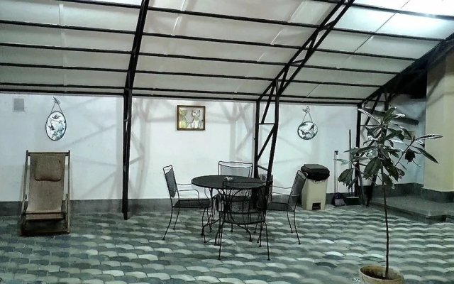 Villa Courtyard