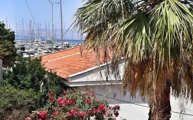 Otel  A