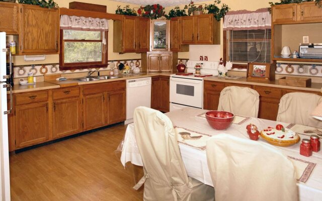 Appleview River Resort