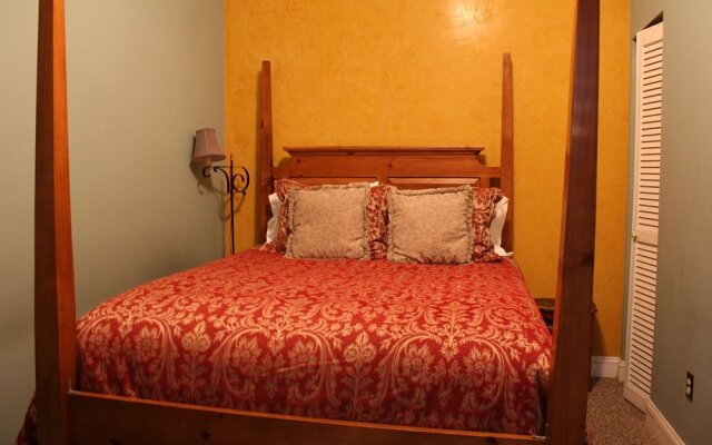 Celie's Waterfront Inn