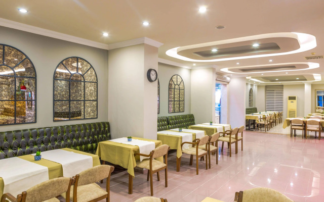 Villa Sunflower Hotel