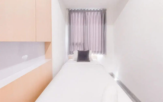 Homey And Good Place 2Br At Collins Boulevard Apartment