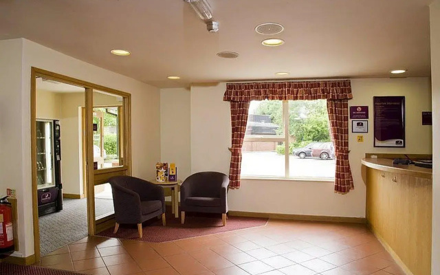 Premier Inn Watford North