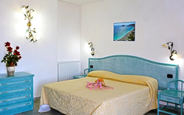 Punta Chiarito Resort