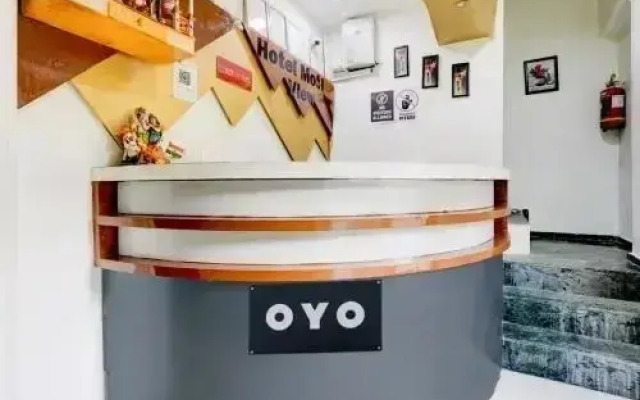 Hotel Moss View by OYO Rooms
