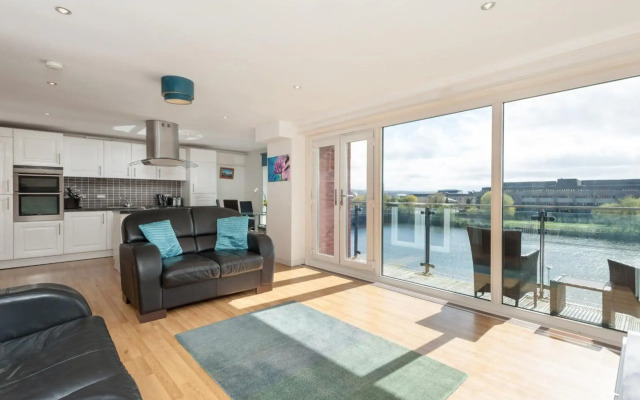 The Metropole Residence