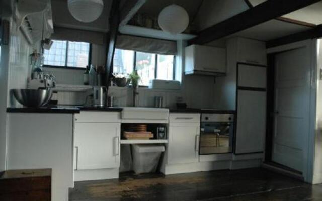 Artland Bed & Breakfast