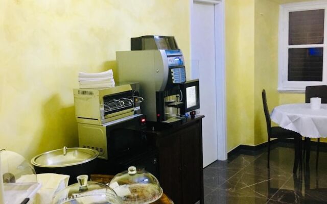 Roma Royal Residence