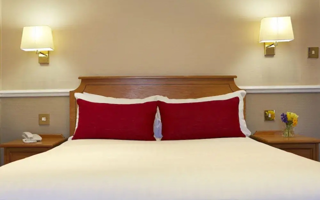 Palm Court Hotel