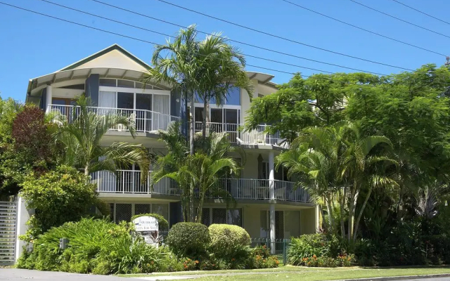 Noosa Outrigger Beach Resort
