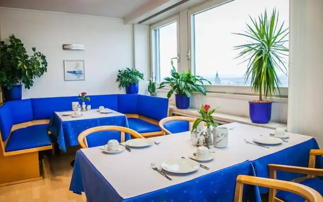 City Hotel Garni