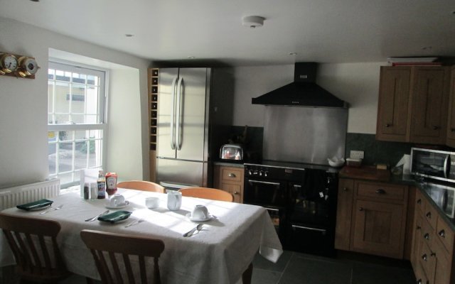 Ragstones Bed and Breakfast near Eden Project