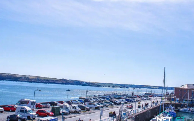 Vanguard House, Milford Marina