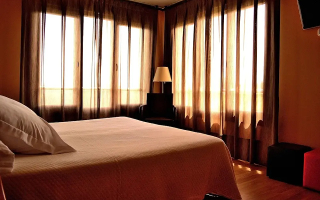 Hotel La Colina