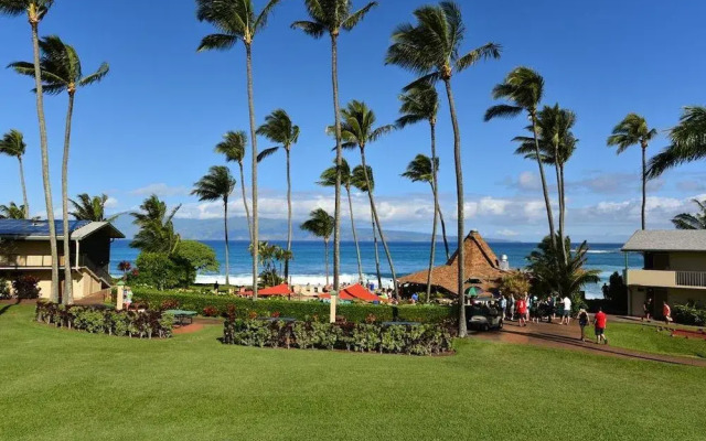 Napili Shores C116 by RedAwning