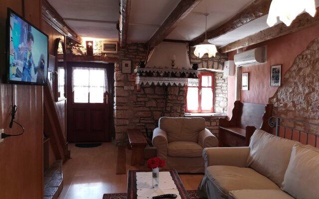 Appartment House Peresiji