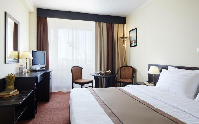 Aristocrat is the official partner of the Gamma Izmailovo Hotel