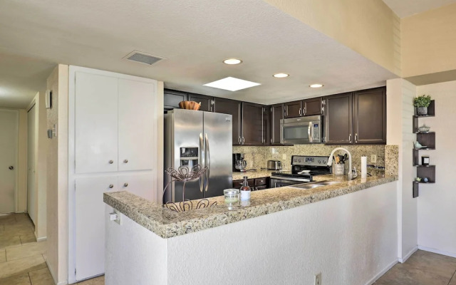 Sunny Tucson Townhome w/ Patio & Mountain Views!
