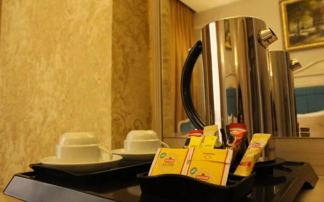 Vendome Hotel