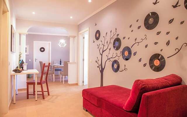 Vinyl Flat Bed & Breakfast