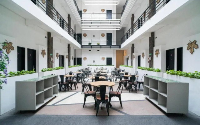 Sans Hotel Fif Fa Premiere Malang