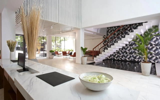 Baitong Hotel & Resort