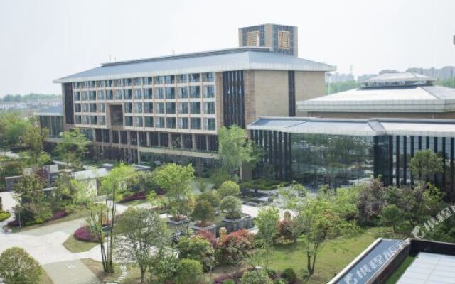 Lanxi Xingmao Resort Hotel