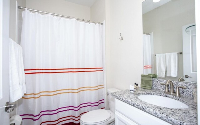 6BR Home Prime Location