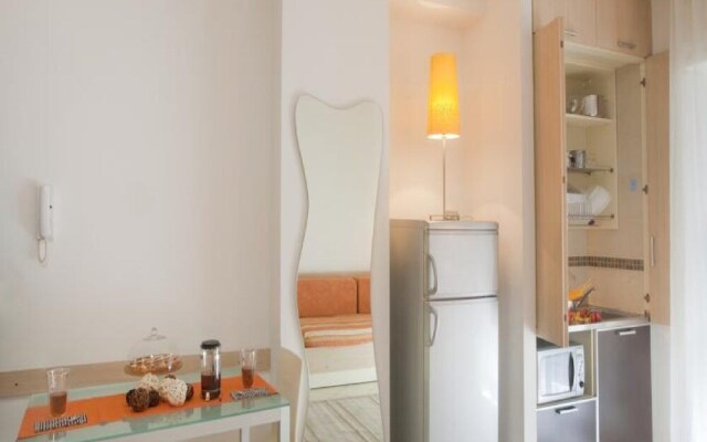 Quiet Apartment with Balcony near Riccione