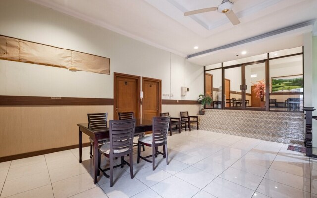Pondok Tamsis by Reddoorz