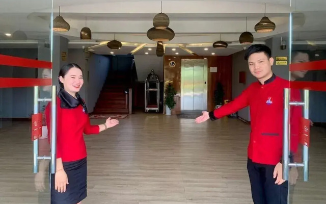 Lisha Grand Hotel