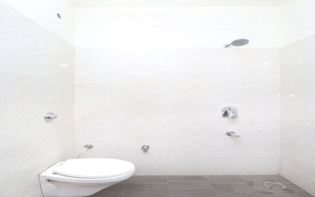 OYO 14510 Hotel Harpal Classic