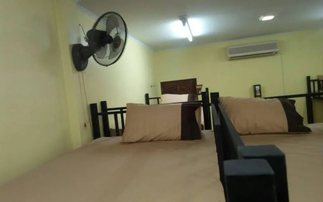 BKK Hostel - Adults Only