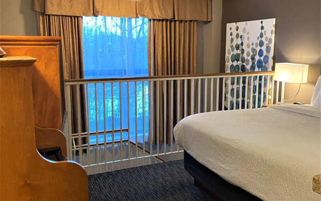 Best Western Plus Kelly Inn