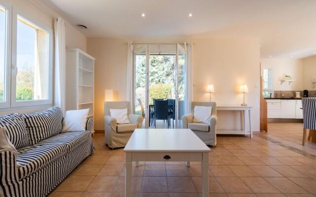 Villa in Montbrun With Pool and Mountain Views