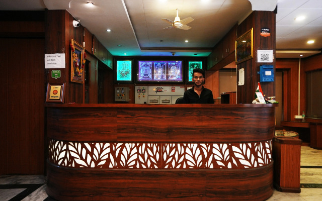 Hotel Madurai near Central Bus Stand, Udaipur