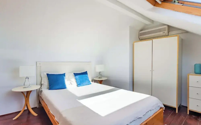 Bica's River View Duplex