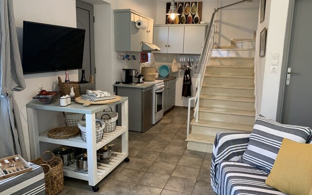 Semi Detached Stone House Great Location