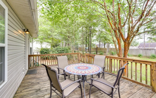 Tranquil Thomasville Retreat w/ Deck + Dining Area