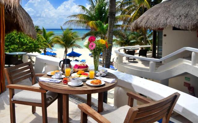 Playa Palms Beach Hotel