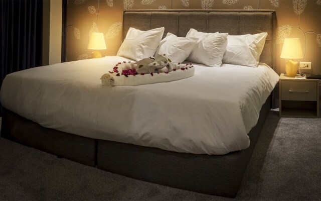 Sahara Gulf Hotel And Apartments