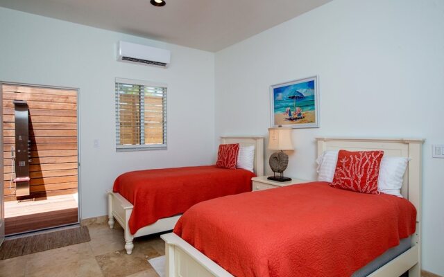 Sea Foam Villa