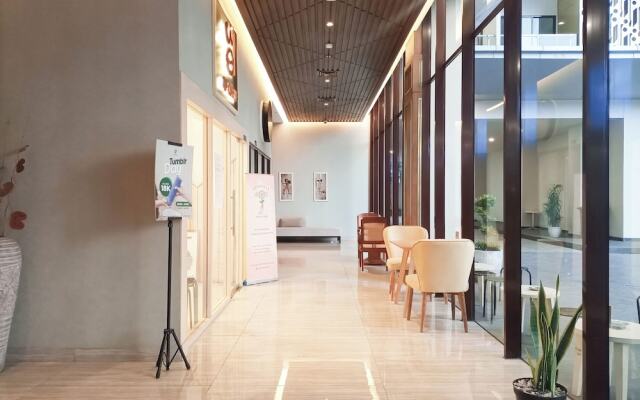 Modern Look And Comfortable Studio At Patraland Amarta Apartment