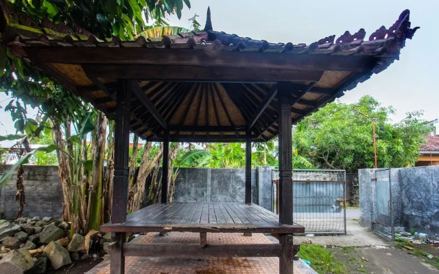 Hotel O Kos Agi Mataram Near Masjid Hissoh Al-Faham