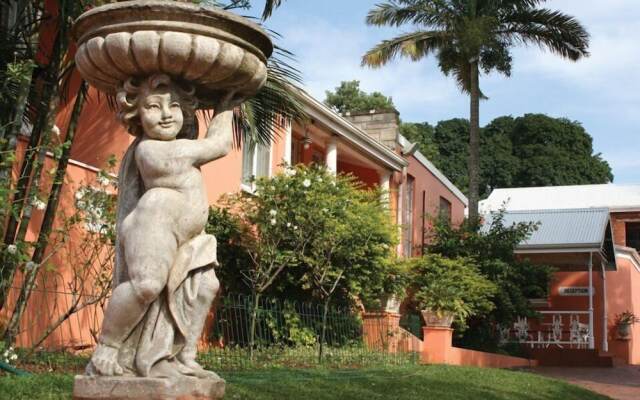 Sica's Guest House